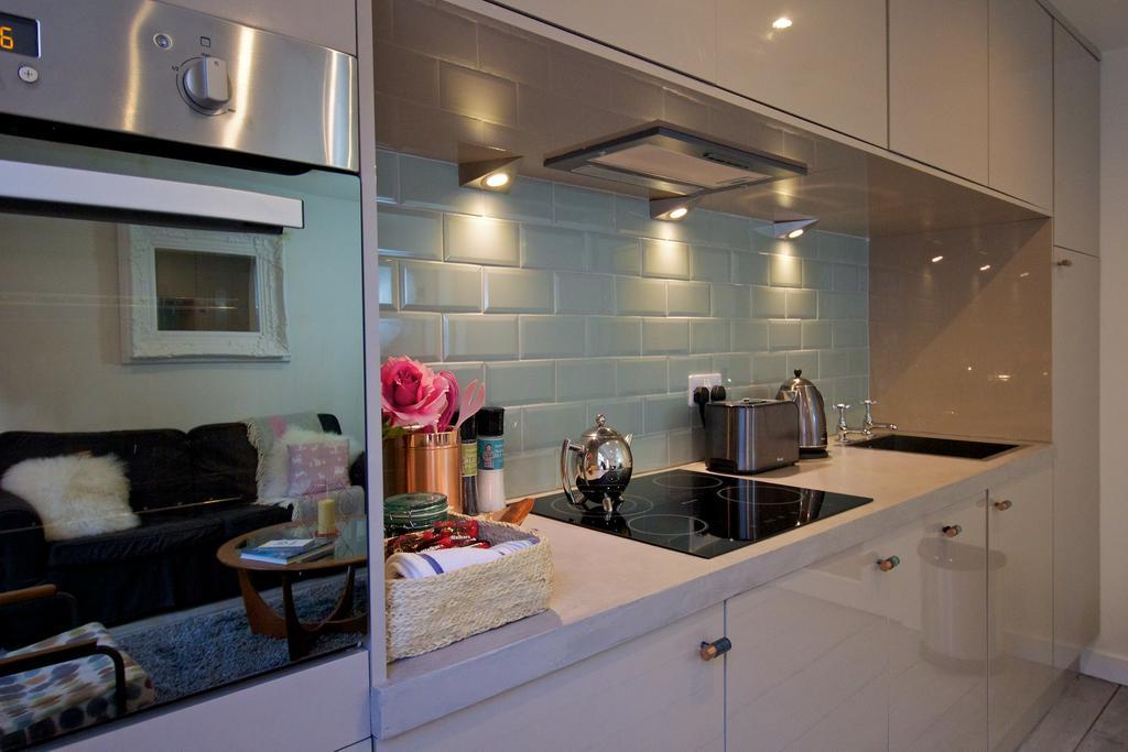 Old Town Castle View Apartment Единбург Екстериор снимка